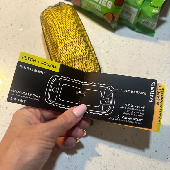 NIB Barkbox mix including super chewer piece - Picture 3 of 14